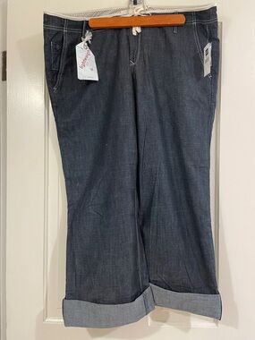 Vintage GAP 1969 Limited Edition Dark Blue Cropped Roll‑Cuff Jeans